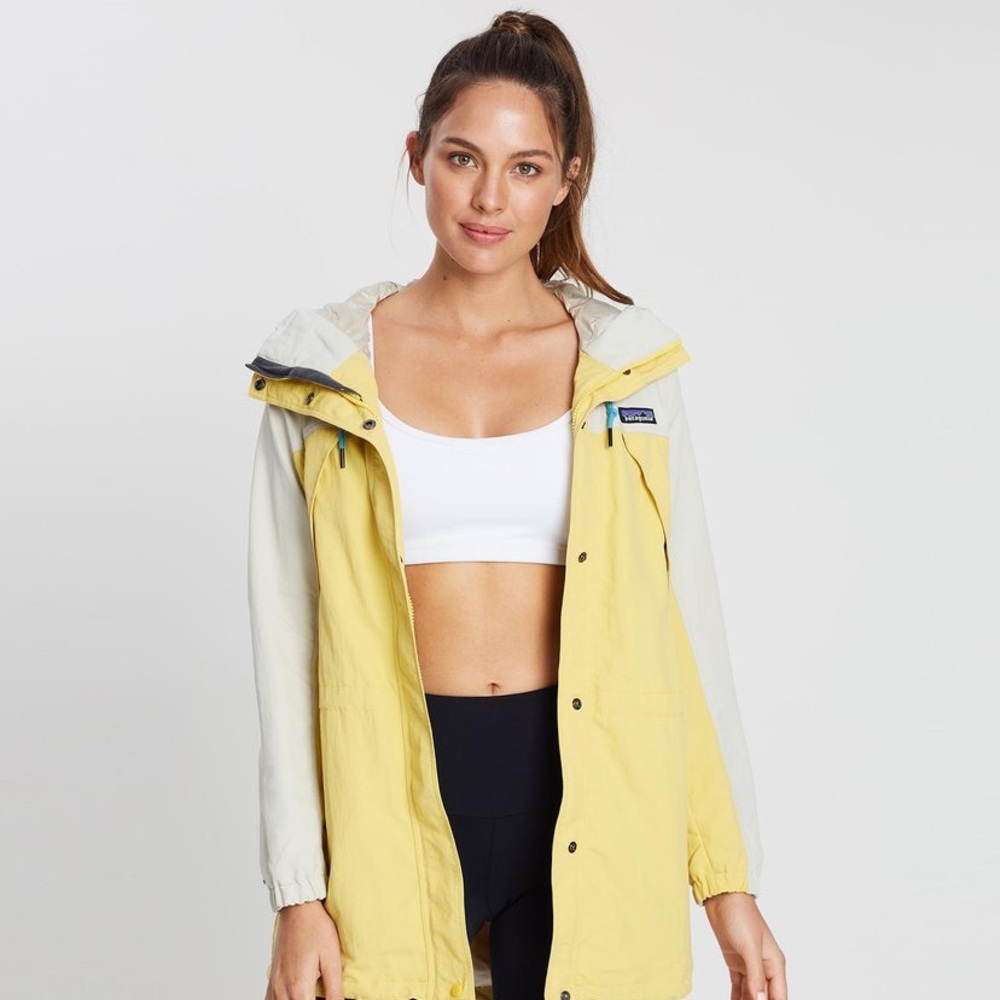 Patagonia Women's Skyforest Parka Surfboard Yellow Medium